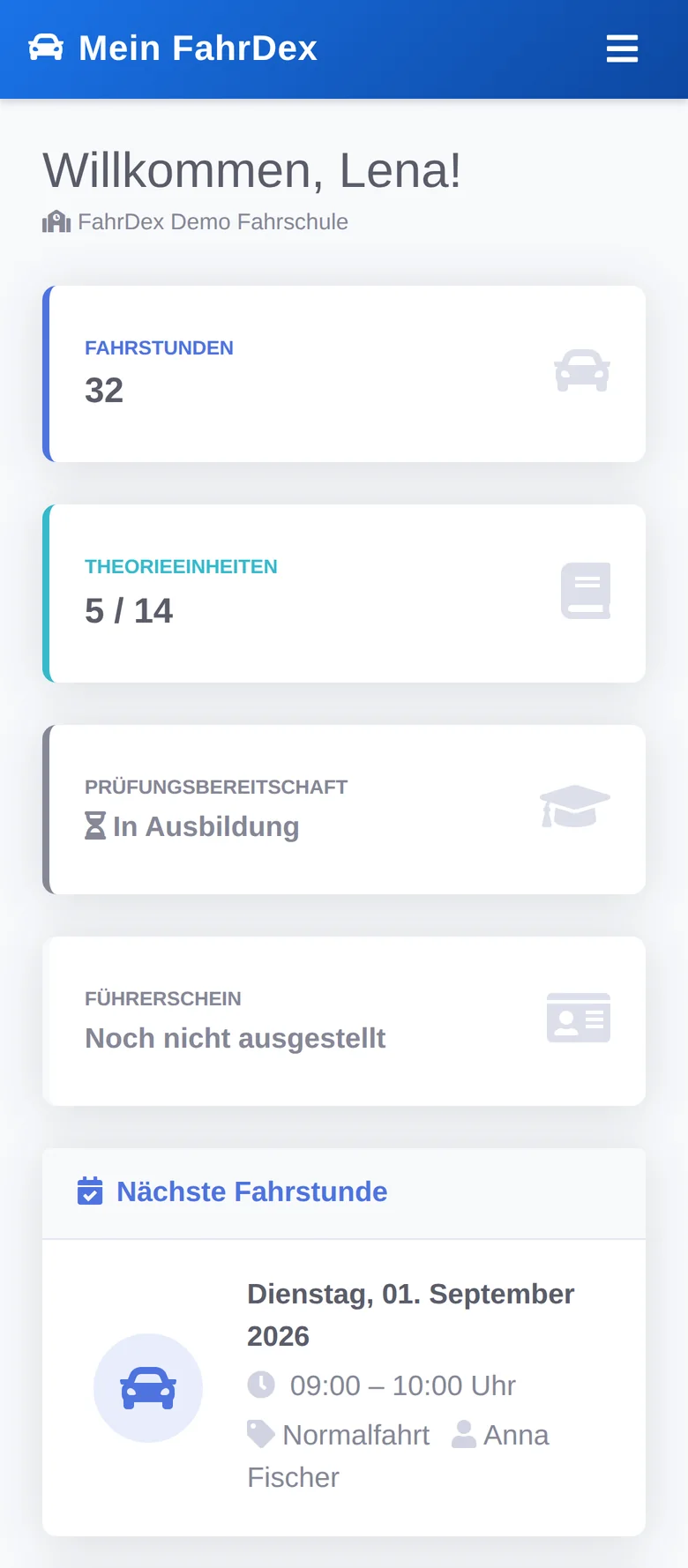 Das Schülerportal auf dem Smartphone: absolvierte Fahrstunden, besuchte Theorieeinheiten, Prüfungsbereitschaft und die nächste Fahrstunde.